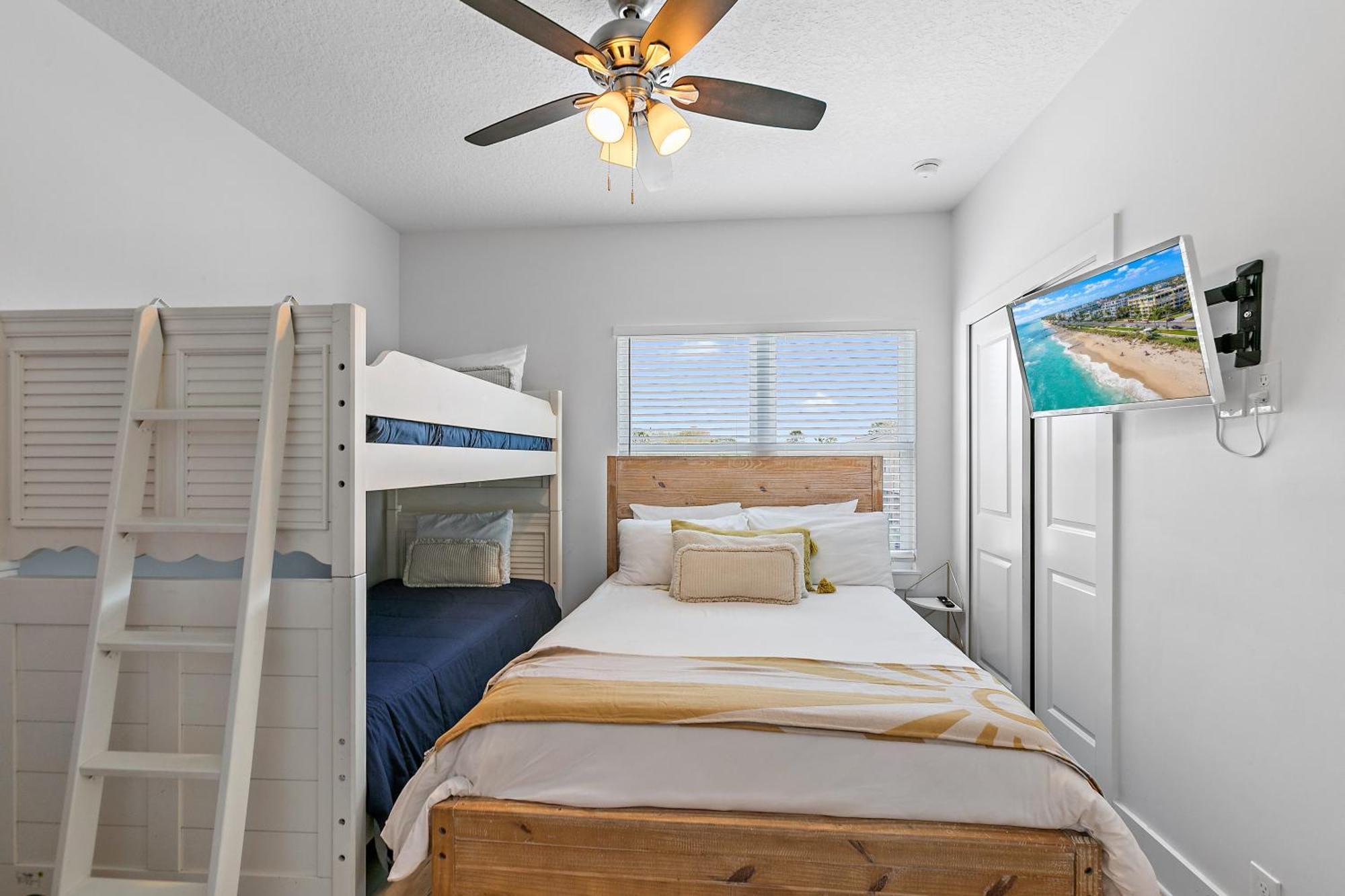 Few Steps To Ocean-4 Beach Cruisers & Free Parking & Private Backyard Jacksonville Beach Exteriör bild